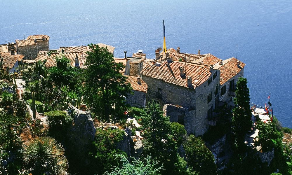 Eze